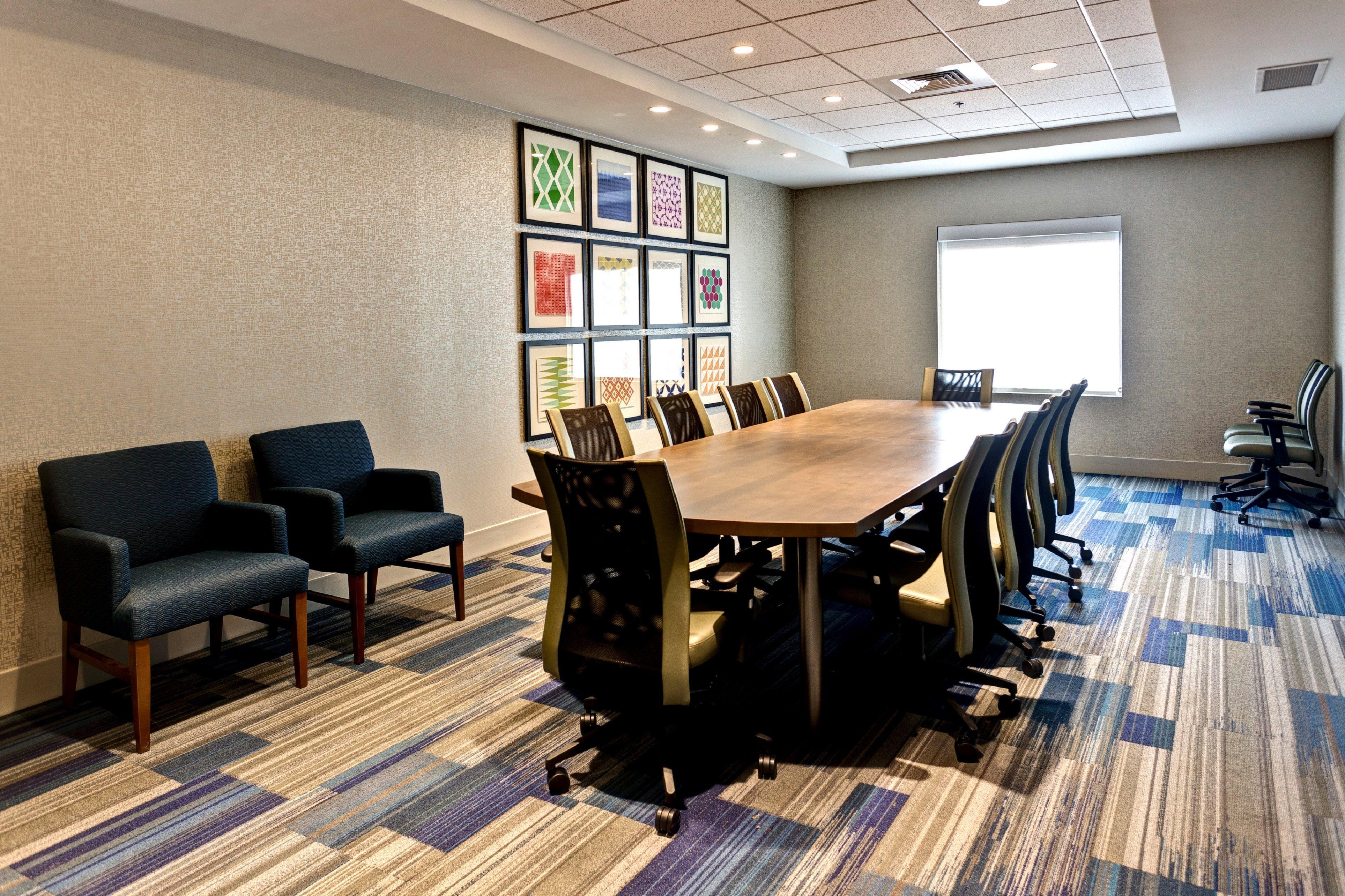 Holiday Inn Express & Suites Great Bend By Ihg Luaran gambar