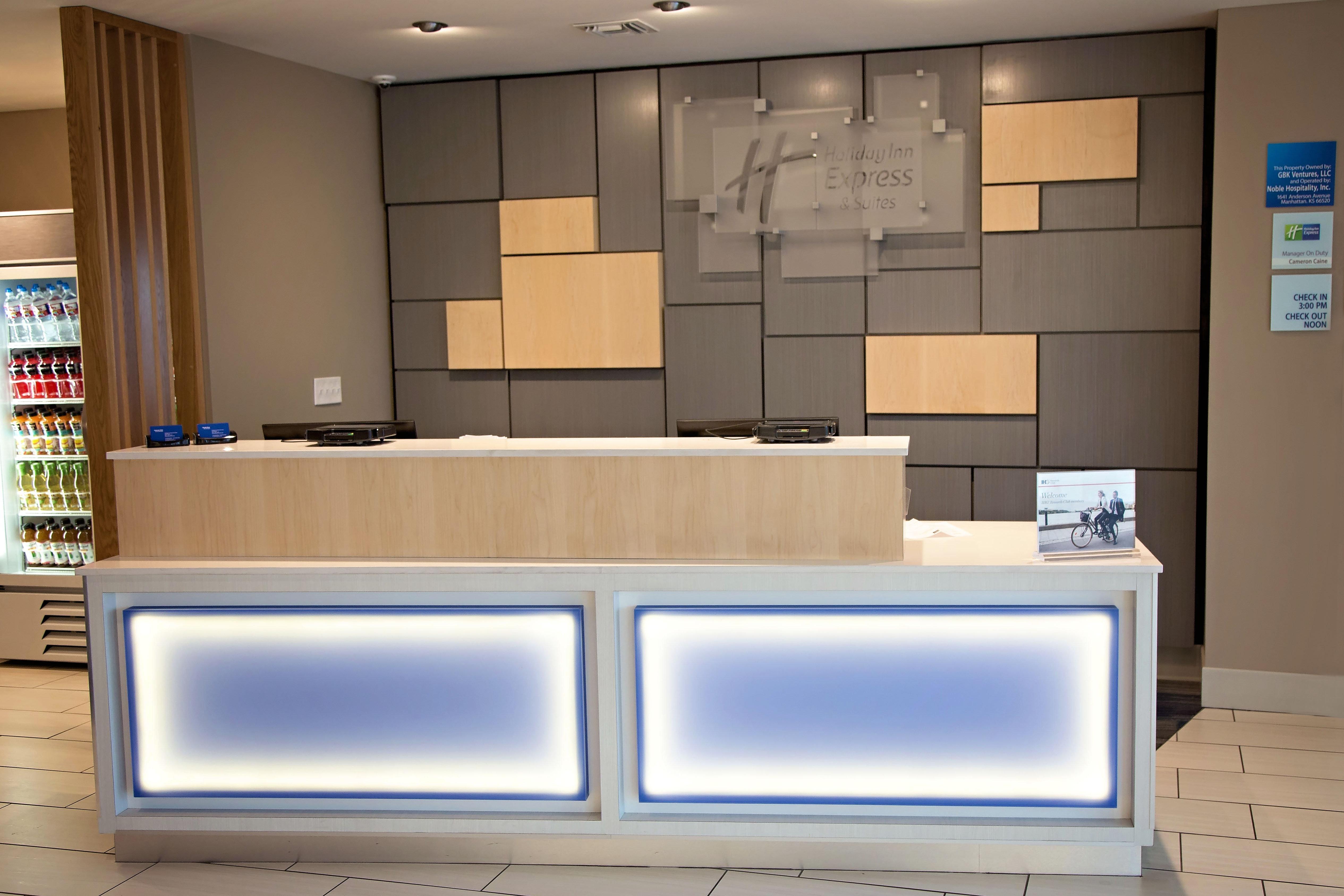 Holiday Inn Express & Suites Great Bend By Ihg Luaran gambar